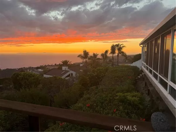 Laguna Beach, CA 92651,2805 Chillon