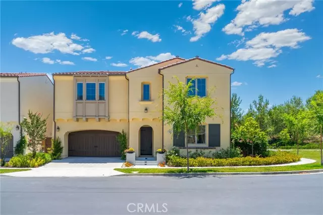 Irvine, CA 92602,66 Poncho