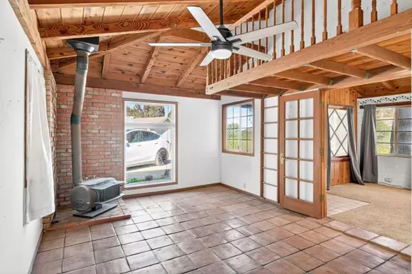 Escondido, CA 92026,1240 Windsong LN