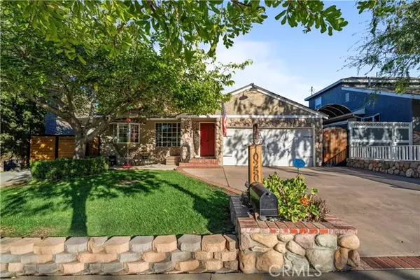 Sunland, CA 91040,10250 Quill