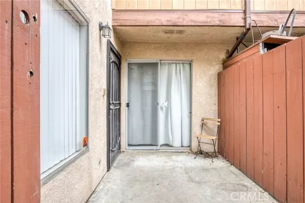 Van Nuys, CA 91405,7300 Lennox AVE J5