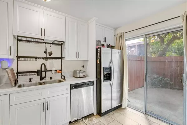 Van Nuys, CA 91405,7300 Lennox AVE J5