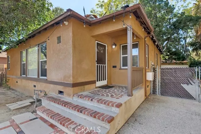 Canoga Park, CA 91304,7725 Owensmouth