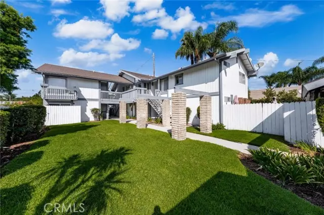 111 N Stanford AVE, Fullerton, CA 92831