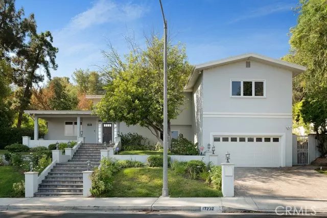 Encino, CA 91316,17232 Quesan PL