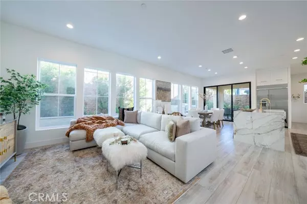 Porter Ranch, CA 91326,20811 W Bur Oak CIR