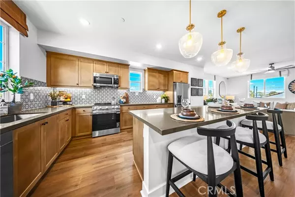 2861 Via Descanso, Camarillo, CA 93012