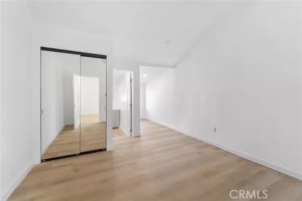 Northridge, CA 91324,8510 Wilbur