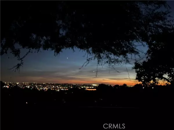 La Habra Heights, CA 90631,918 Dorothea RD