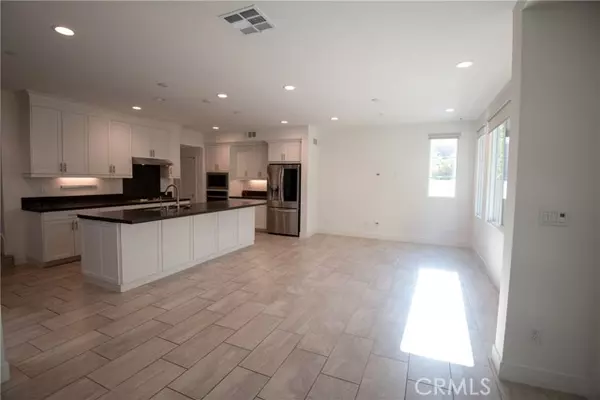 Irvine, CA 92618,167 Tenor