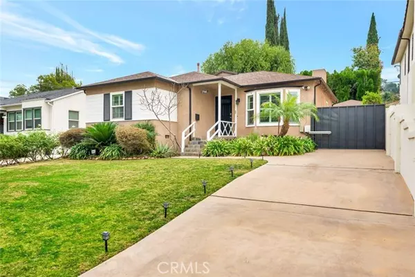 Encino, CA 91316,17946 Valley Vista BLD