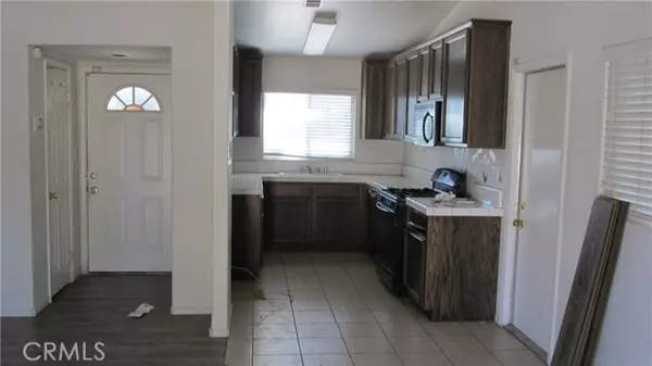 Bakersfield, CA 93330,708 GENEVA AVE