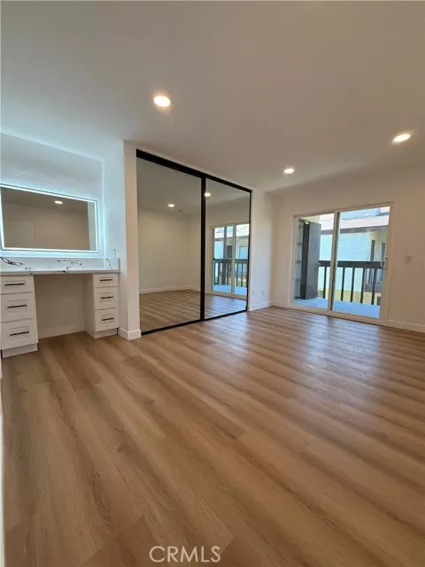 Fontana, CA 92335,9100 Acacia 9