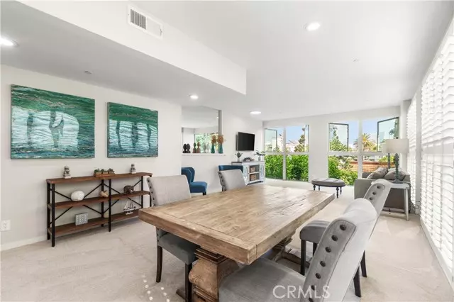 1927 Glendon 301, Los Angeles, CA 90025