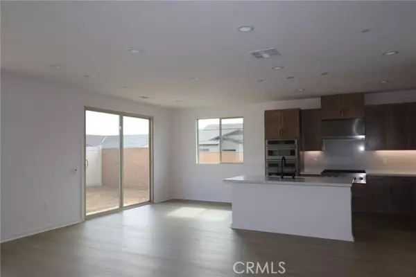 Canyon Country, CA 91350,28820 Ridgerock CT