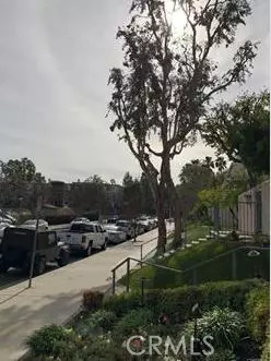 22219 1/2 Erwin ST, Woodland Hills, CA 91367