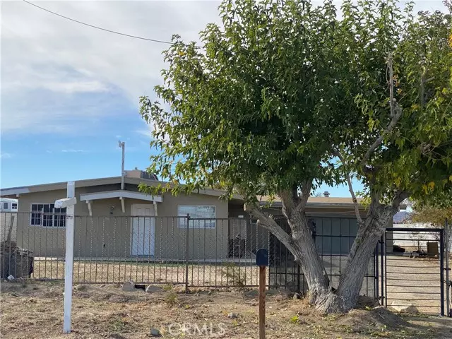 Lucerne Valley, CA 92356,10380 Baker RD