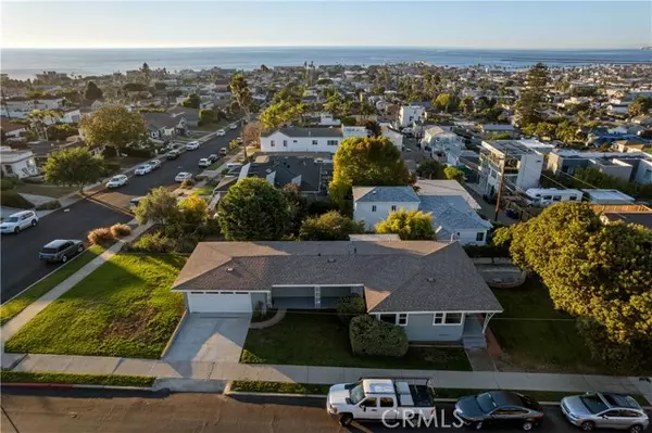 1712 Froude, San Diego, CA 92107