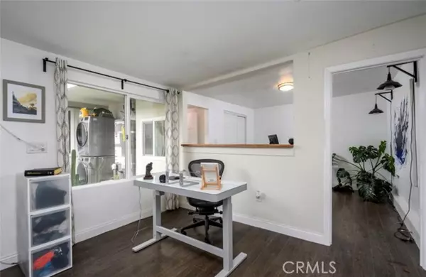 Los Angeles, CA 90065,665 Cypress