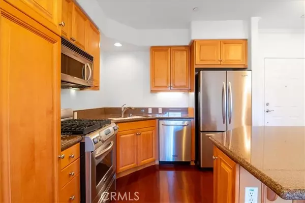 Torrance, CA 90503,21345 Hawthorne 217