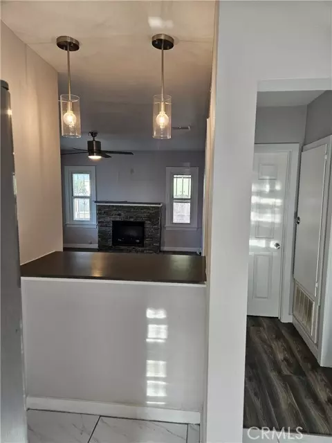 Los Angeles, CA 90047,1538 W 102nd