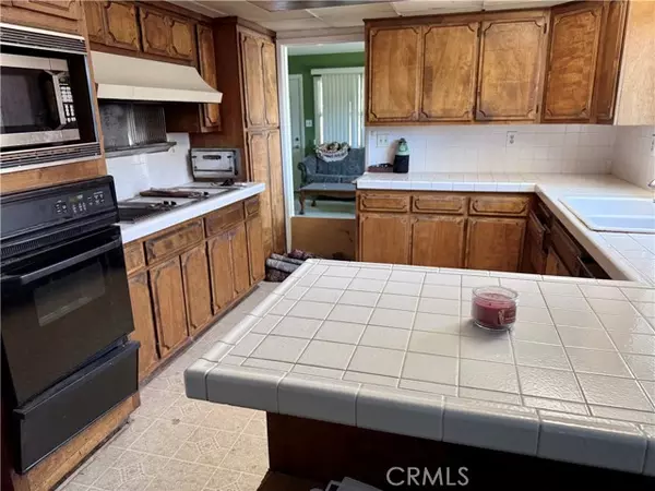 Long Beach, CA 90805,3806 E Arabella