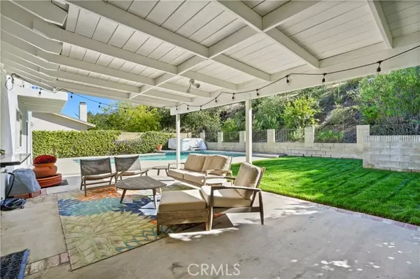 Agoura Hills, CA 91301,29392 Hillrise