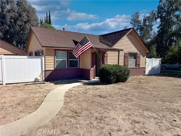 3977 Acre LN, San Bernardino, CA 92539