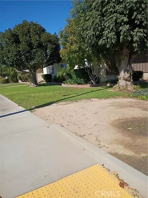 Colton, CA 92324,951 W C ST