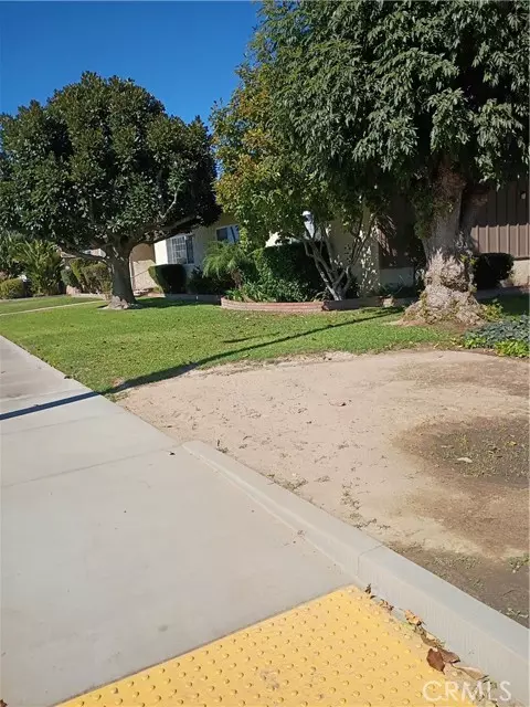 Colton, CA 92324,951 W C ST