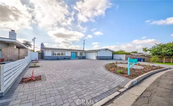 Buena Park, CA 90621,8332 Sunnybrook