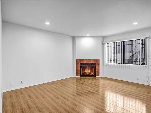 Alhambra, CA 91803,1708 S 6th 6