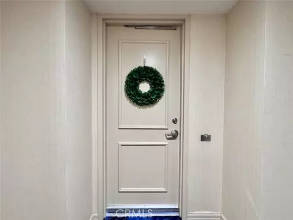 Long Beach, CA 90802,525 E Seaside WAY 2202