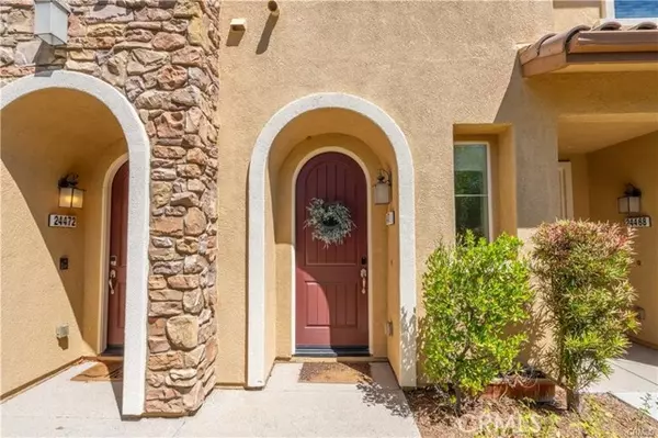 Valencia, CA 91354,24470 Marzal