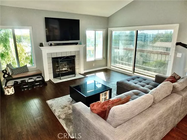 3600 E 4th 305, Long Beach, CA 90814