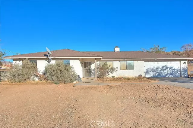 14811 Kingsdale, Apple Valley, CA 92307