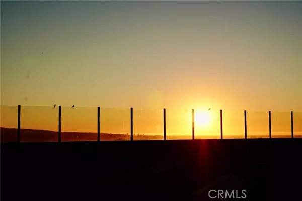 112 Awning, Irvine, CA 92618