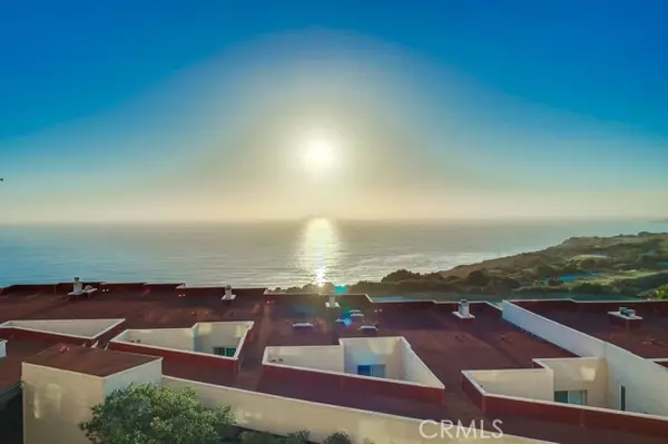 Rancho Palos Verdes, CA 90275,3200 La Rotonda DR 611