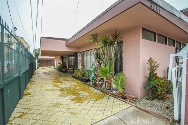 Huntington Park, CA 90255,3241 Santa Ana