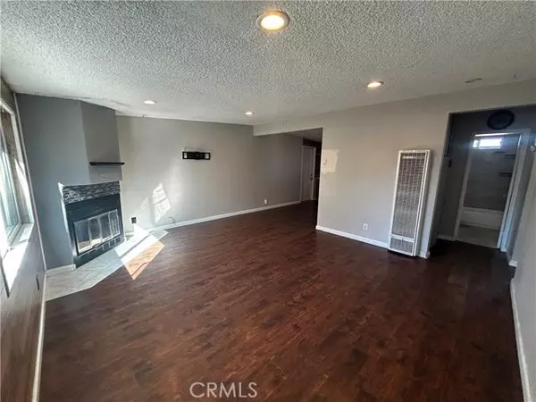 Hesperia, CA 92345,16410 Spruce