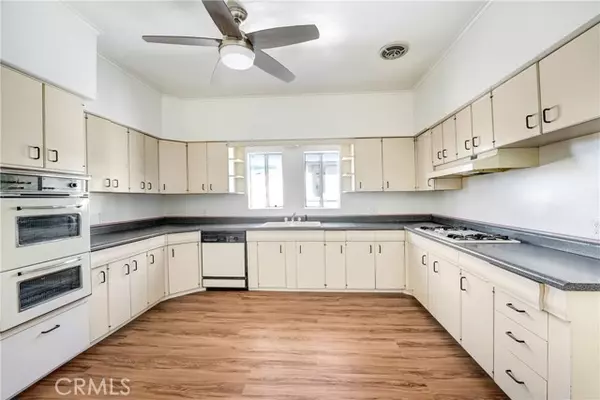 Los Angeles, CA 90042,5830 Fayette