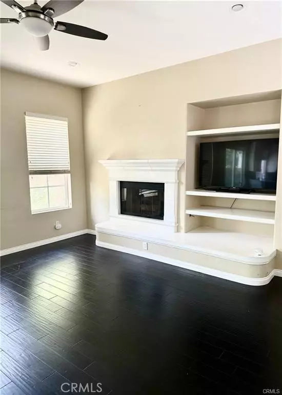 Irvine, CA 92602,64 Rockport