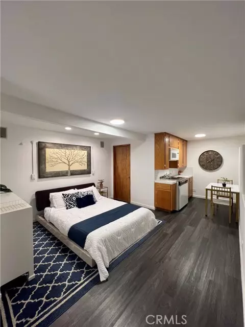 Rancho Palos Verdes, CA 90275,12 Coach Rd