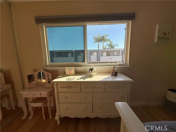 Cypress, CA 90630,9565 Graham