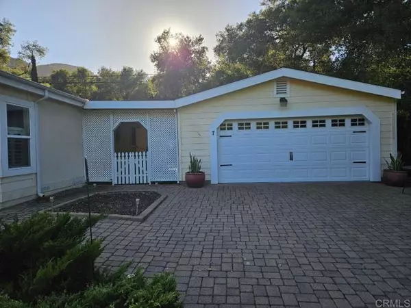 Escondido, CA 92026,8975 Lawrence Welk DR 7