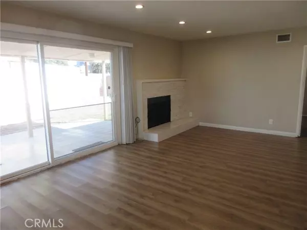 Granada Hills, CA 91344,11406 Woodley