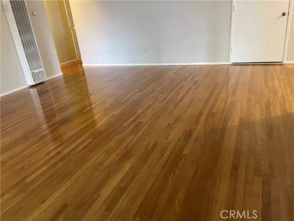 Anaheim, CA 92805,1325 S Anaheim BLD D