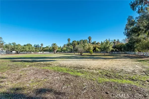 5546 PARADISE VALLEY RD, Hidden Hills, CA 91302