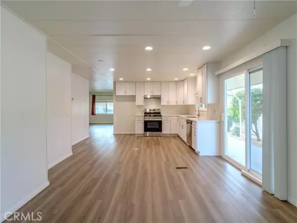 Corona, CA 92882,1439 Ridgemont