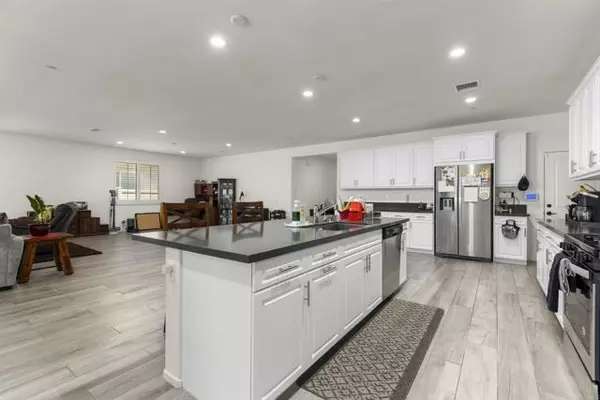 Murrieta, CA 92563,34885 Heartland LN